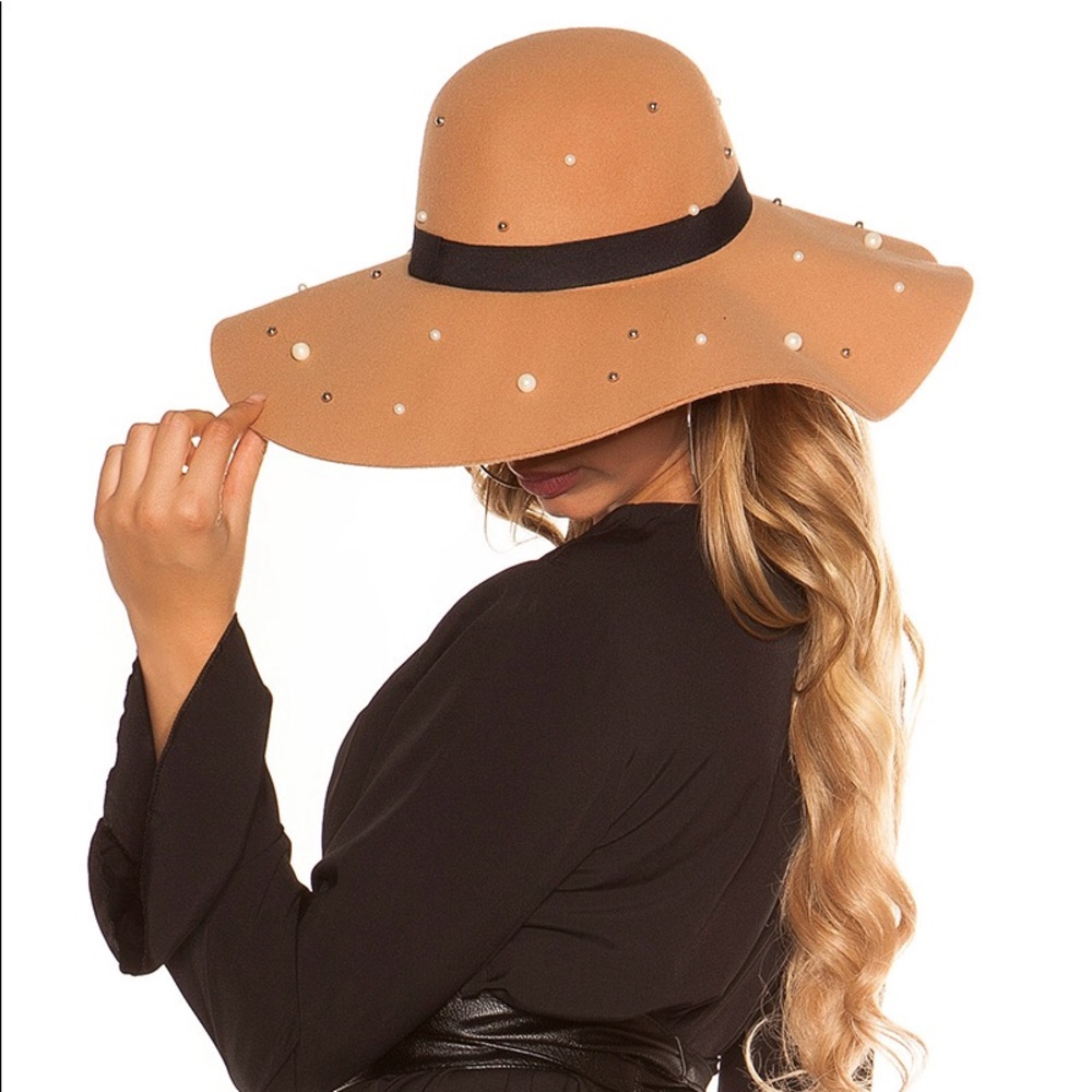 GORGEOUS TRENDY BEIGE FELT FLOPPY SUN HAT - Picture 2 of 8